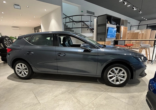 Seat Leon cena 125593 przebieg: 1, rok produkcji 2023 z Chociwel małe 379